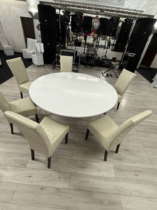 Scaune in stare foarte buna