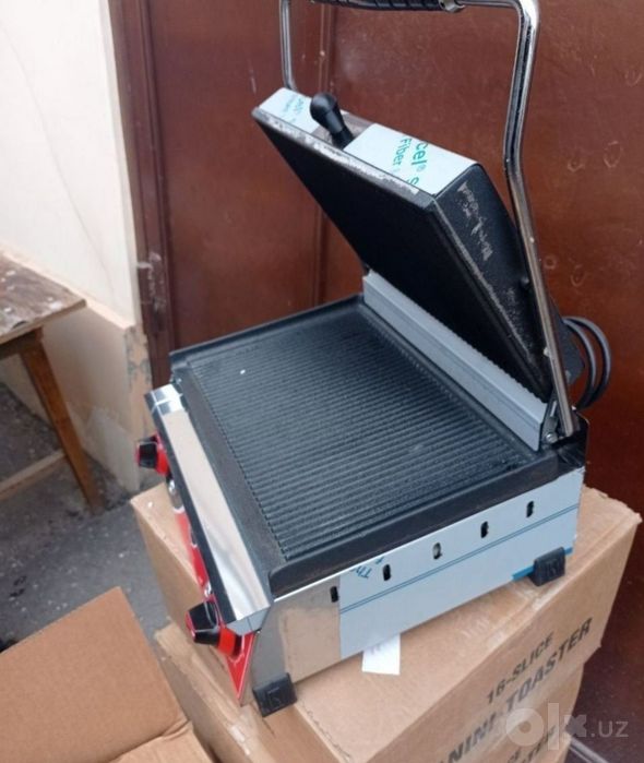 Tostr Toster apparat toaster тостир Тостер