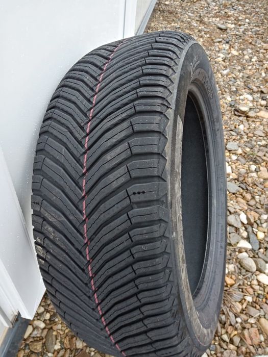 Michelin crossimate 235.55.19