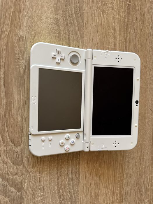 New Nintendo 3DS XL Animal Crossing Edition