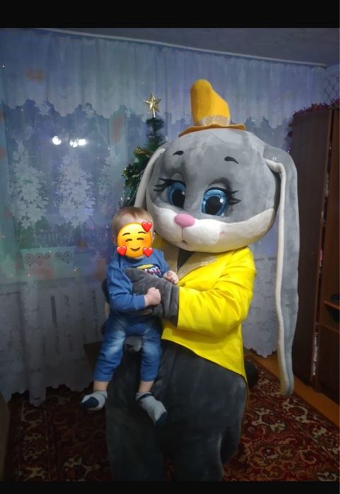 Продам костюм зайца