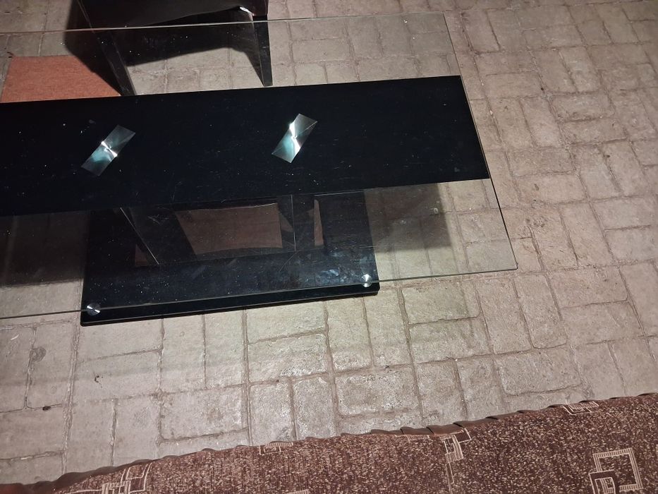 Vând măsuță de living