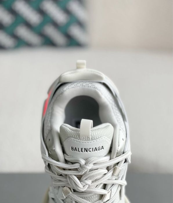 Balenciaga track white led