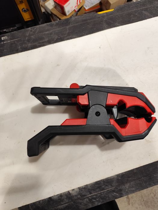 Топ модел акумулаторен лед прожектор Милуоки Milwaukee M18 PAL2