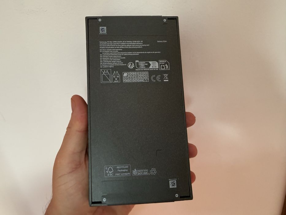 Samsung Galaxy S26 Plus, 256 gb, 12 gb ram, 5G, Black, nou la cutie