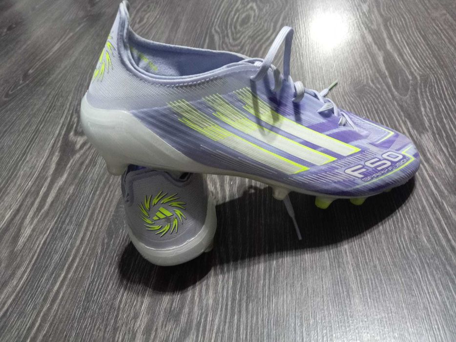 Ghete fotbal F50 sparkfusion elite