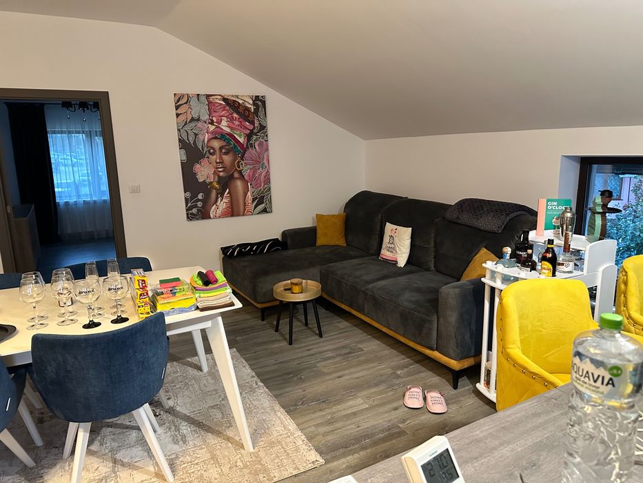 Închiriez locuința