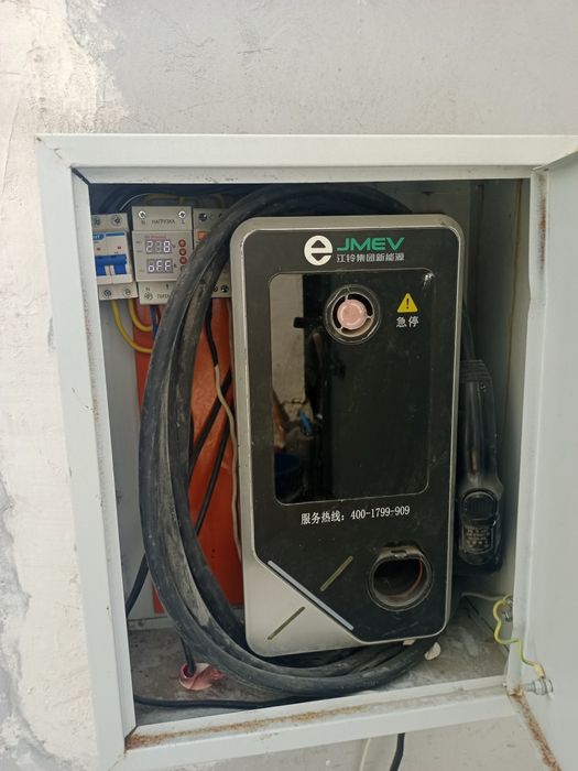 Зарядка 7 КВ сотилади  электромобильга