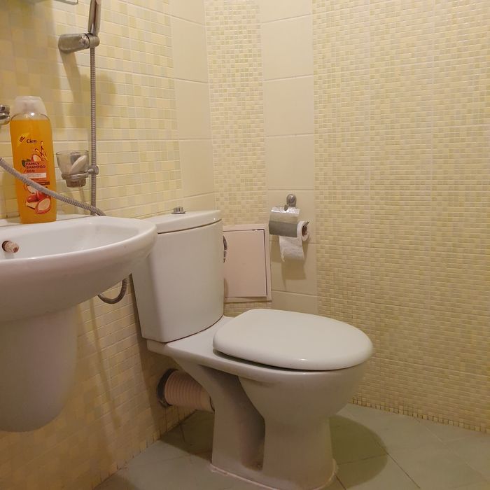 Дава се под наем Многостаен апартамент в Варна, Червен площад - 98 кв.м за 765 € - Снимка #22