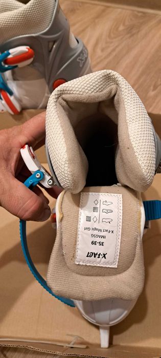 Vand patine dama marime 35-39 folosite o singura data