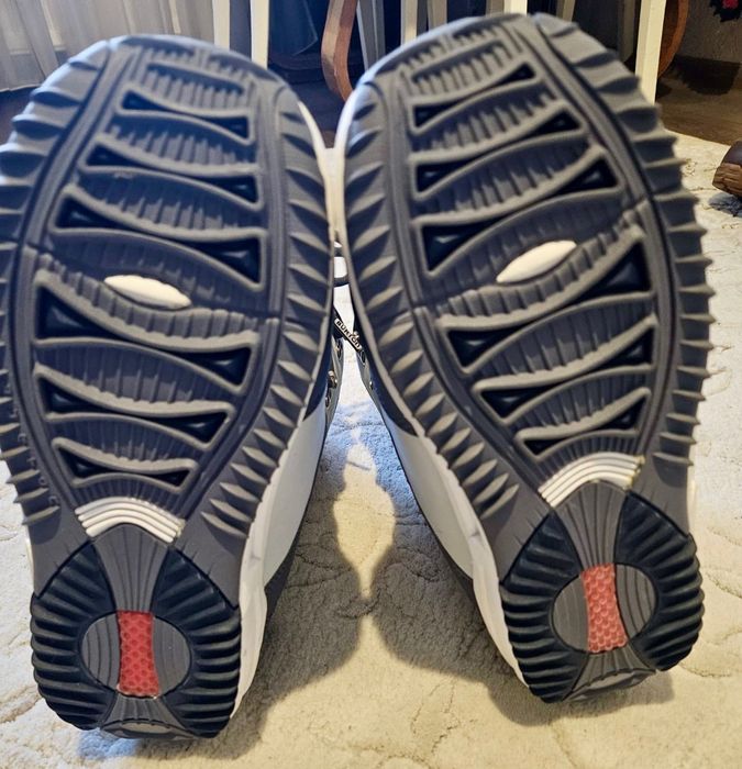 Burton Freestyle boots snowboard marimea EUR 38/ Mondo 24