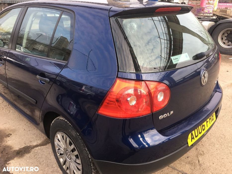 Aripa Stanga Spate VW Golf 5 2003 - 2008 Cod Culoare LD5Q