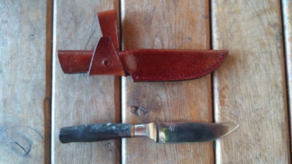 Продавам супер ловен нож антикварен 23