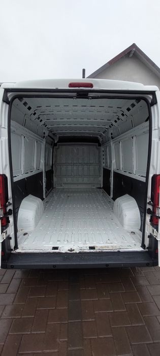 Citroen Relay din 2015 motor 2.2 diesel  Volan pe dreapta Anglia