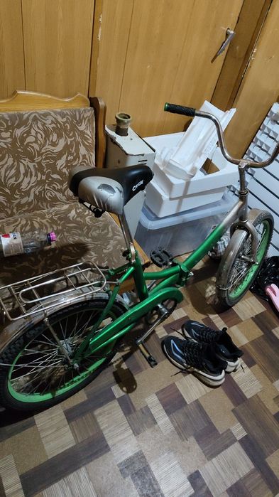 Продам велосипед кама находимся в пришахтинске