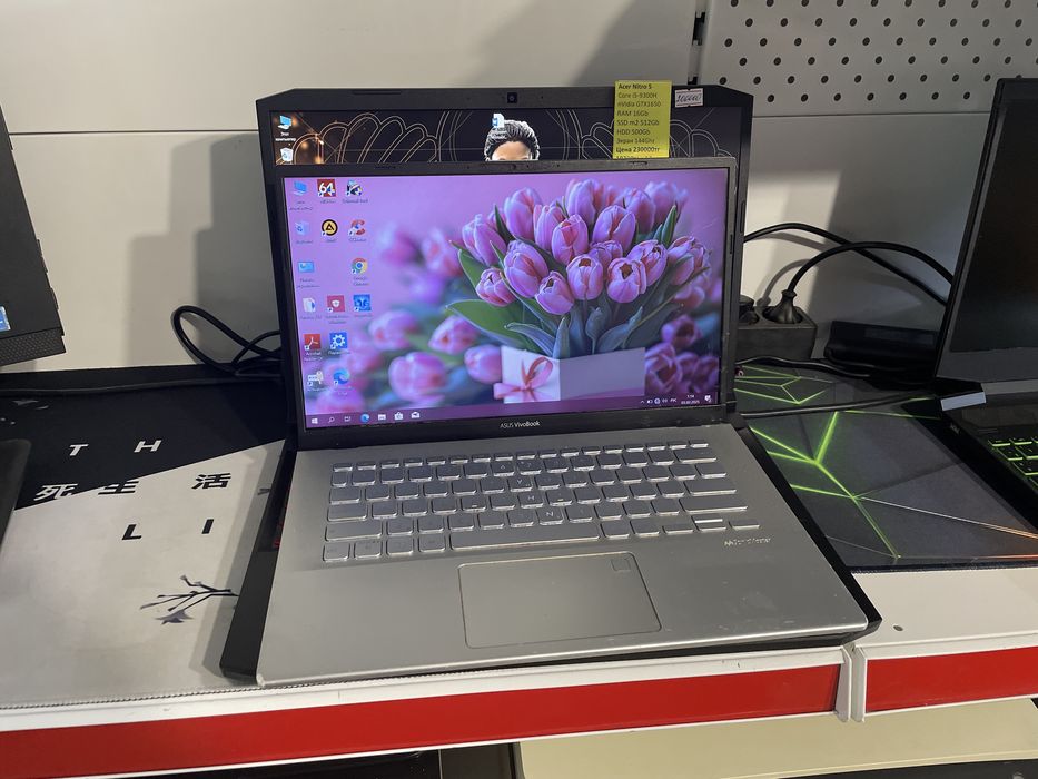 Ультрабук Asus Core i3, OЗУ 4Gb, SSD 256Gb