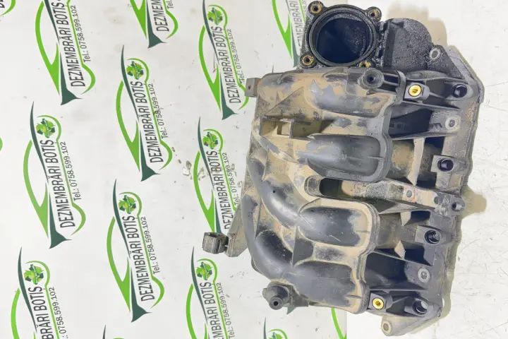 Galerie admisie Volkswagen VW Golf 2001 1.4 MT (75 hp)