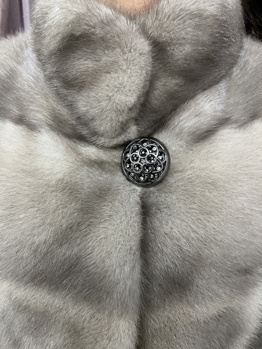 ПРОДАЕТСЯ НОРКОВАЯ ШУБА Трансформер 220000тг