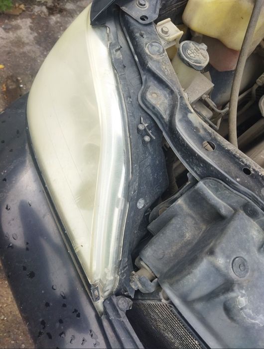 Фары Тойота Харриер