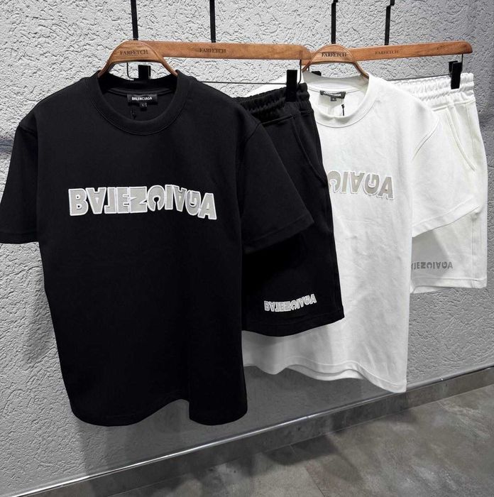 Мъжки къси екипи Balenciaga