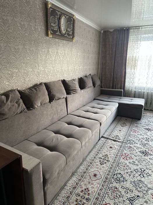 Продам диван 4 метра