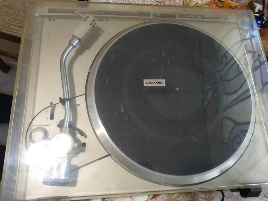Грамофон Pioneer PL-200