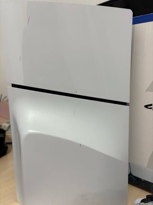 Play station 5  slim в комплекте 8 игр