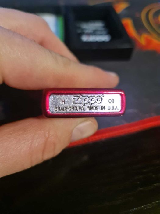 Bricheta ZIppo SPEEDOMETER Candy apple red 24349