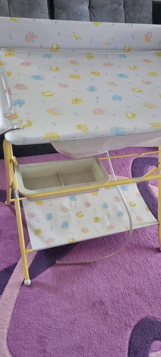 Повивалник с вградена вана за къпане + сет играчки и камера ПОДАРЪК