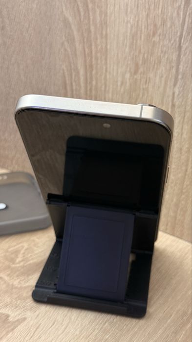 Iphone 15 pro max natural