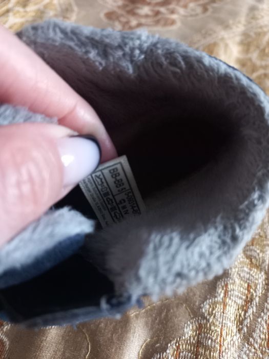 Продам детские сапожки