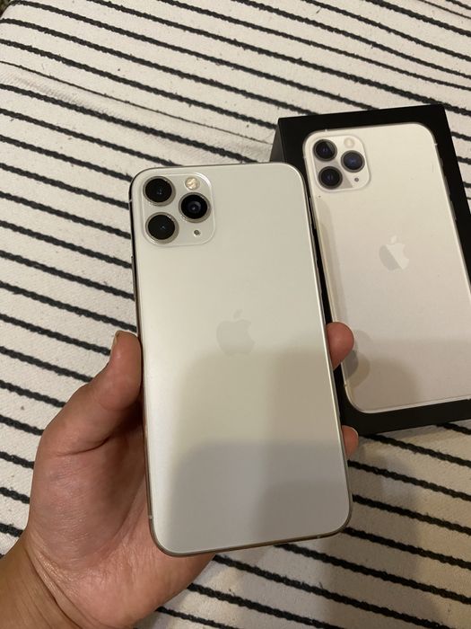 iPhone 11Pro max 64гб Apple