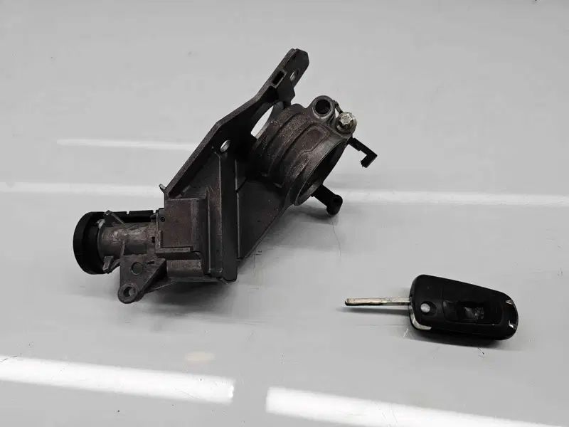 Contact cu cheie Opel Astra H [Fabr 2004-2009] N0501881 1.2 Benz Z13D