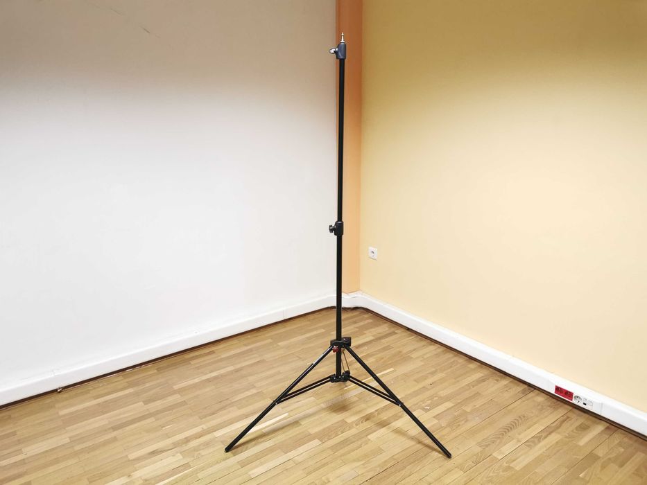 Статив Manfrotto Compact Stand 1052BAC за монтаж на фотографско осветление