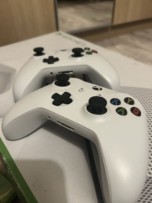 Xbox One S 1Tb impecabil