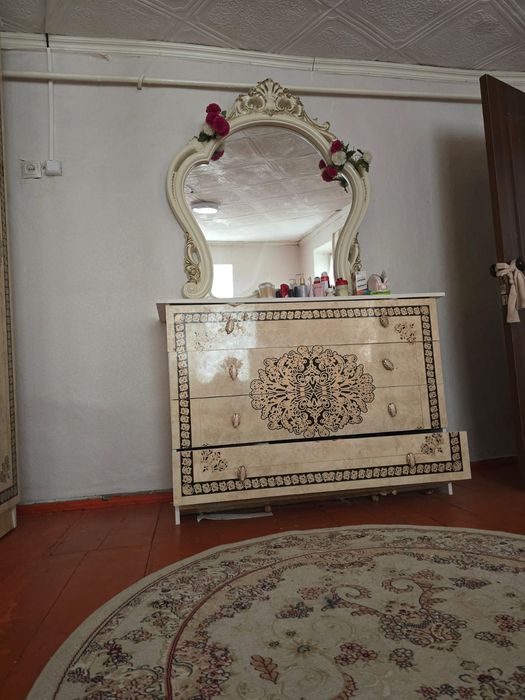 Спальный гарнитур