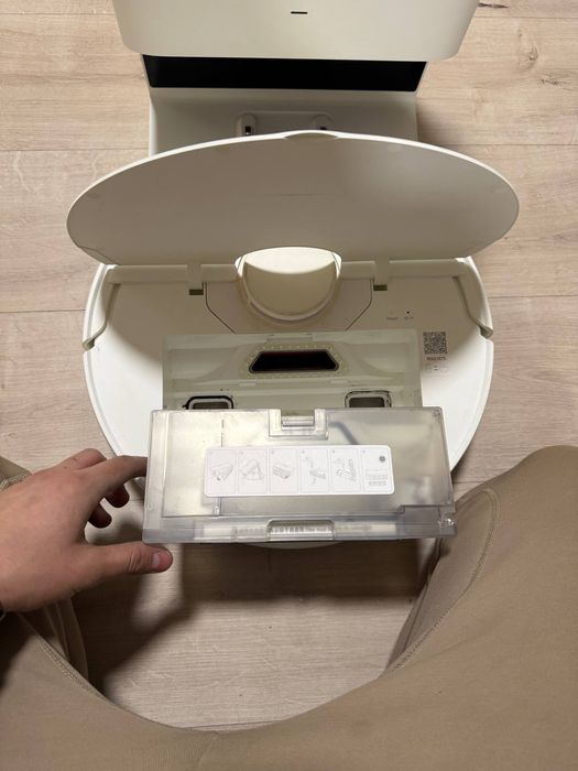 Продам робот пылесос mi robot Vacuum x10