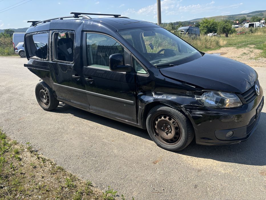 Dezmembrez VW Caddy MAxi 2013 1.6 TDI