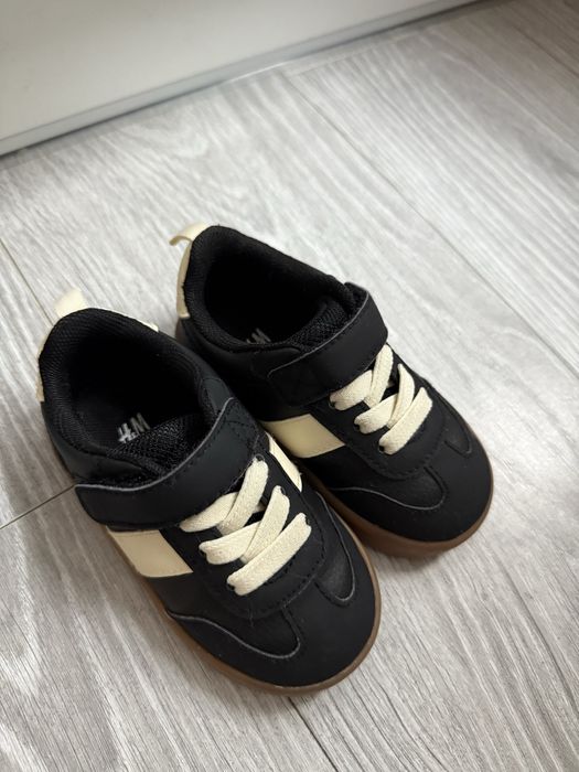 Incaltaminte bebe 22  , H&M