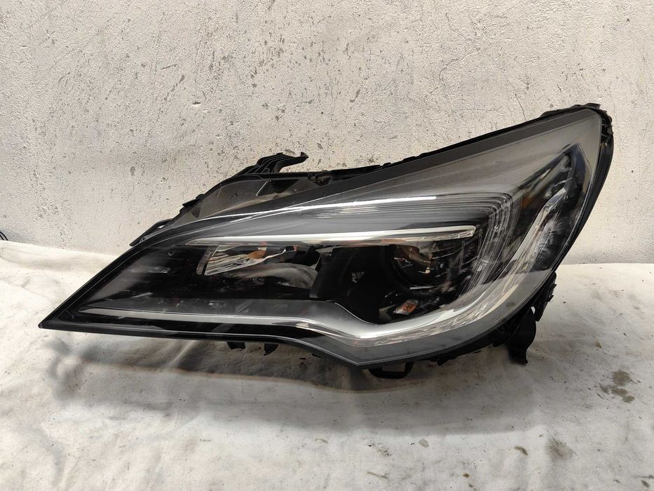 Оригинален фар Ляв   Опел Астра Opel Astra К  Led