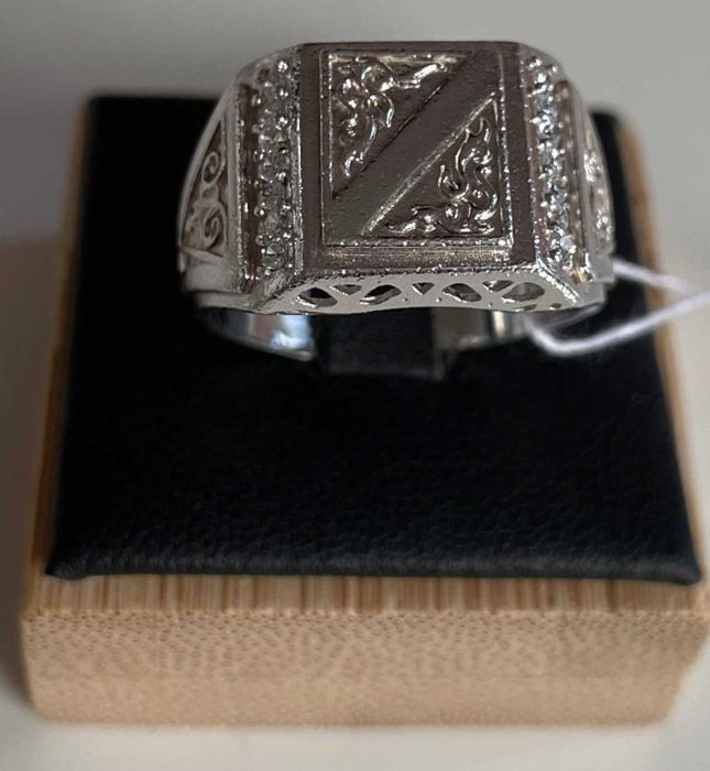 Мъжки сребърен пръстен с фианити – проба 925 – 6,10 гр – НОВ