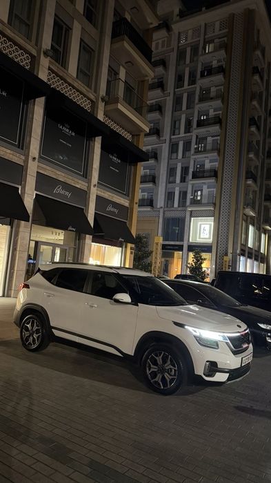 Kia seltos 2021 sotiladi srochna