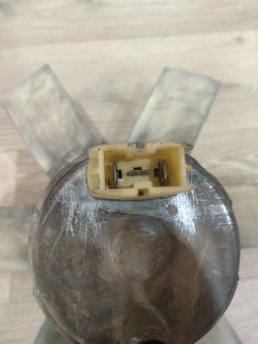 Продам вентилятор радиатора охлаждения на Ауди 80 В4