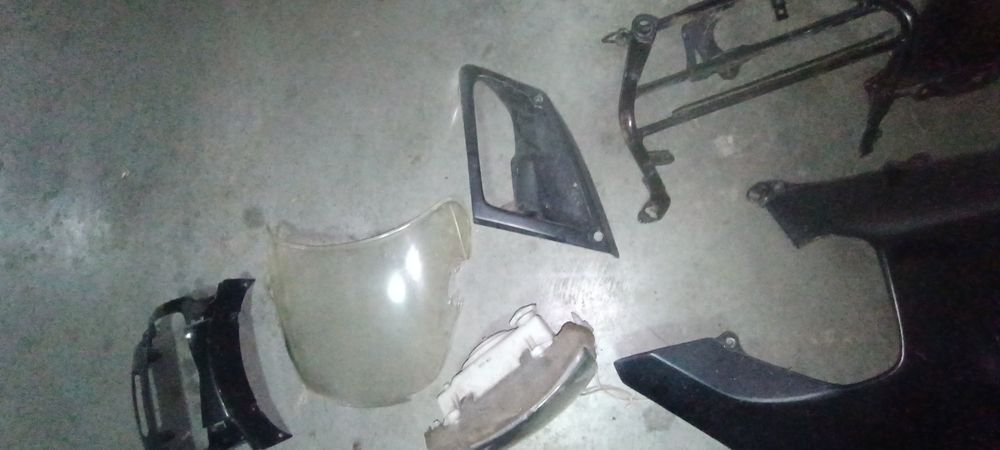 Пластмаси за Honda CBR 600 F2