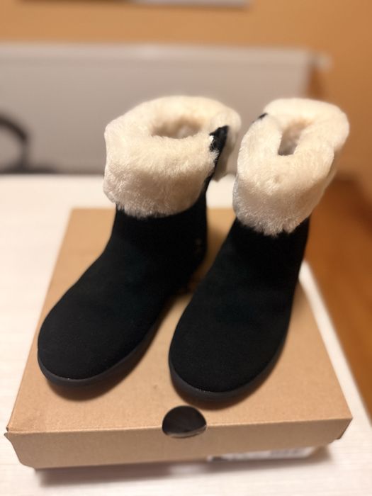 Cizme fete UGG originale marimea 30