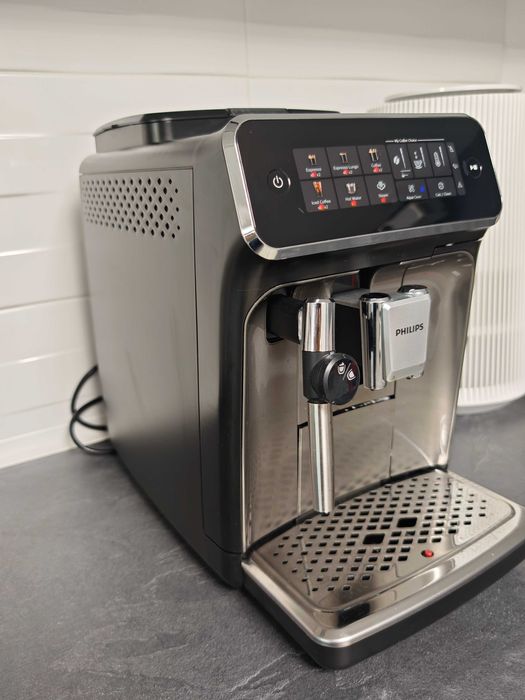 Espressor Automat PHILIPS Seria 3300