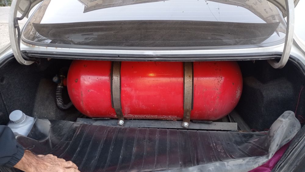 Liganza Made in Karea sotiladi yili 1998 mator 1.6 Navoyi shaxar