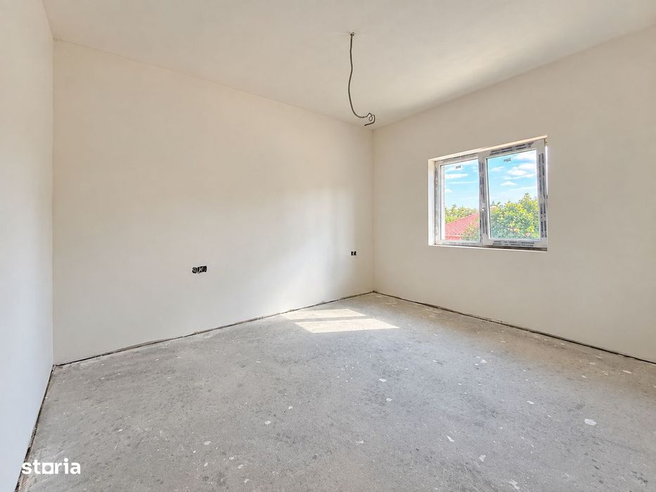 Casa Pe un Nivel - SU 90MP I Teren 490MP - la Intrare in Campenesti