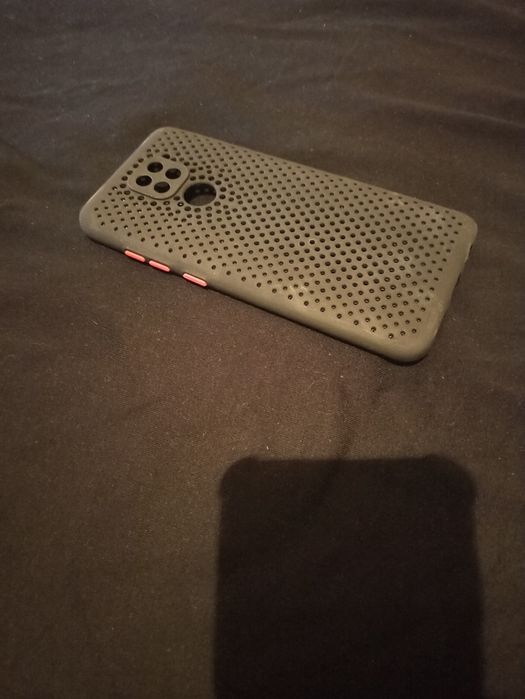 Продам чехлы на смартфоны