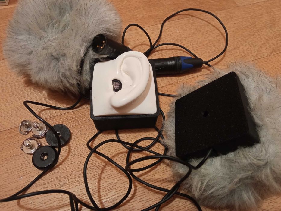 Vand 2 microfoane Micbooster Clippy EM272 XLR + setup binaural